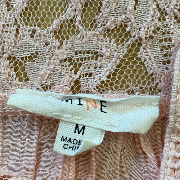 MINE Blush Pink Lace Trim Sleeveless Top Boho Feminine Lightweight Blouse Size M - Picture 5 of 12